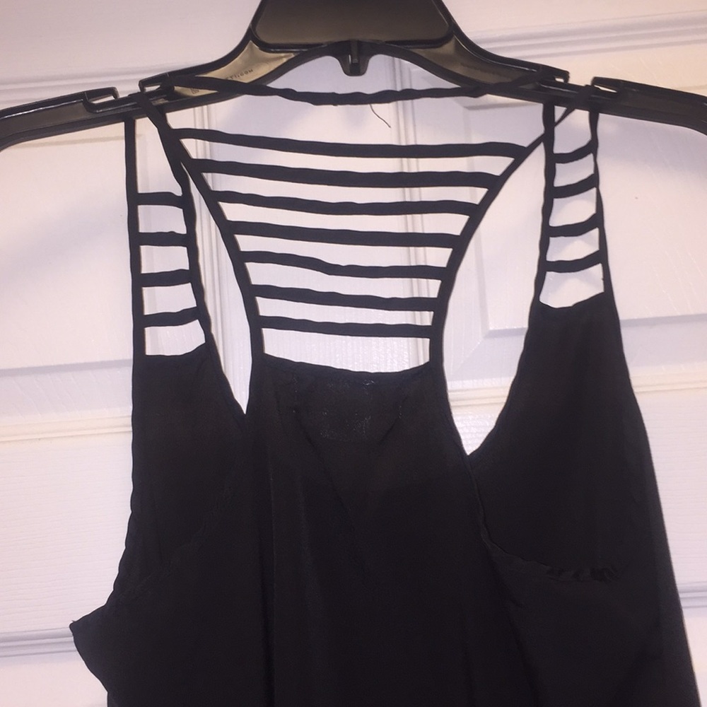 Black Razorback Tank Top - Picture 2 of 2